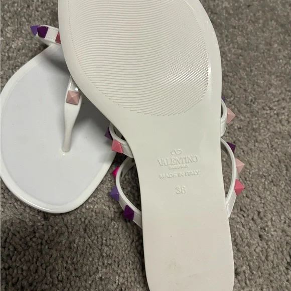 Valentino rockstud thong sandals. 38. Never worn - Picture 3 of 5